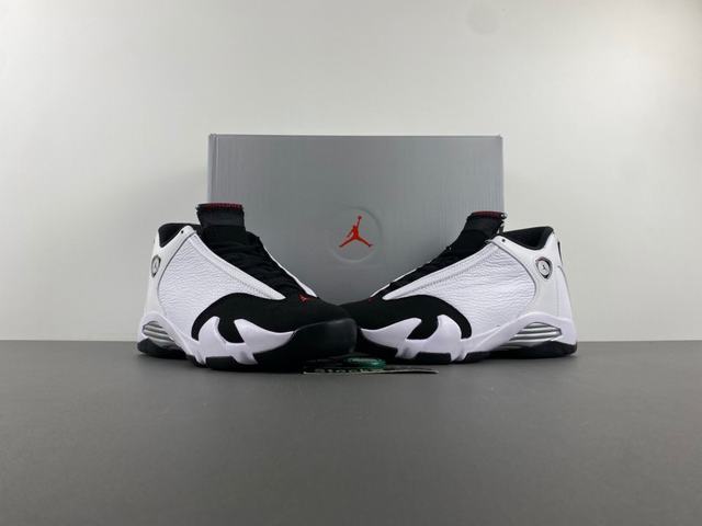 (image for) Air Jordan 4 “Rare Air” men shoes