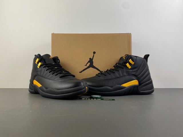 (image for) Air Jordan 12 'Black Taxi' men shoes
